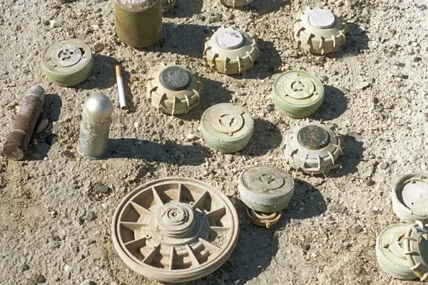 Eastern Europe Defense: Farewell to the Mine Ban