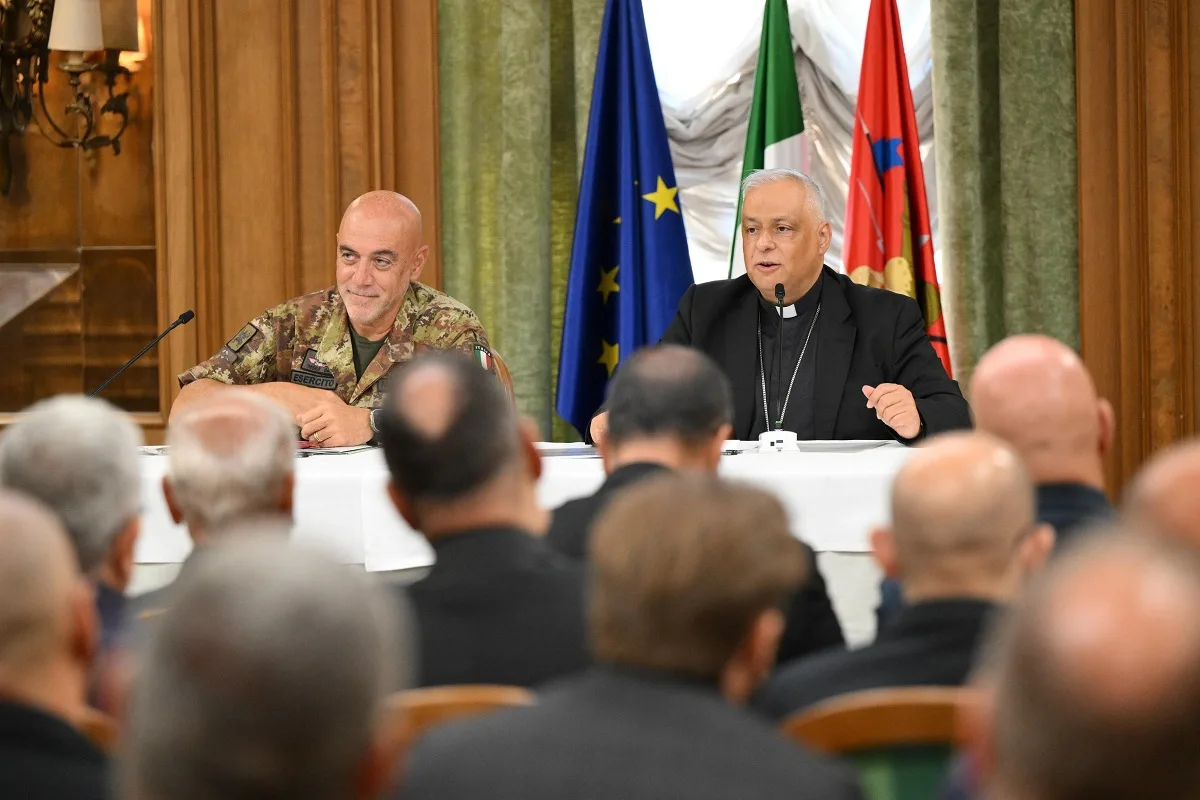 Military Chaplains, Spiritual and Moral Guides Alongside Soldiers - brigatafolgore.net