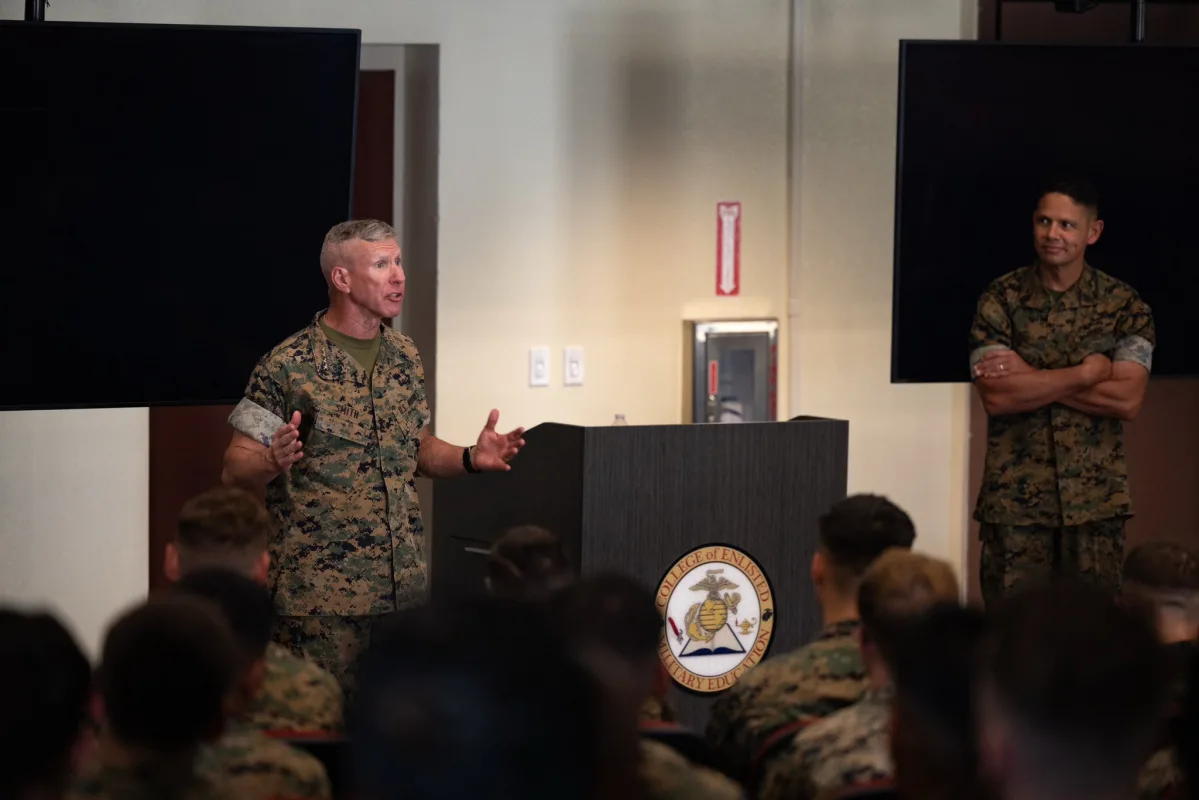 Marine Corps: Artificial Intelligence Enters the Heart of Command and Control - brigatafolgore.net