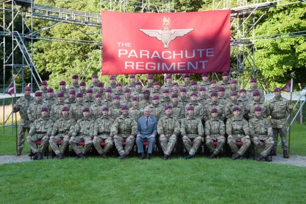 British Army in Paratrooper Crisis, £9,000 Incentive for Those Who Want to Join