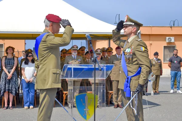 Tactical Information Brigade: General Pontiroli Takes Over from Paratrooper General Vizzuso
