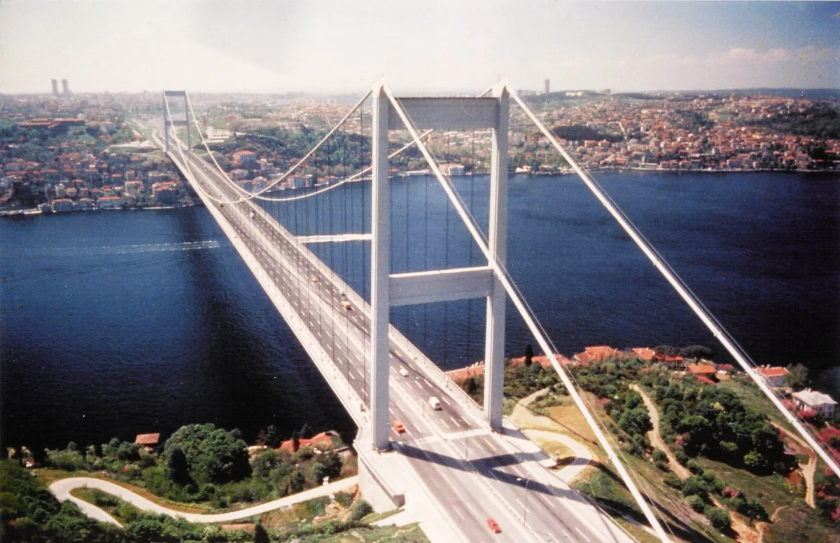 The strategic Bridge: military mobility and European sovereignty pass through here - brigatafolgore.net