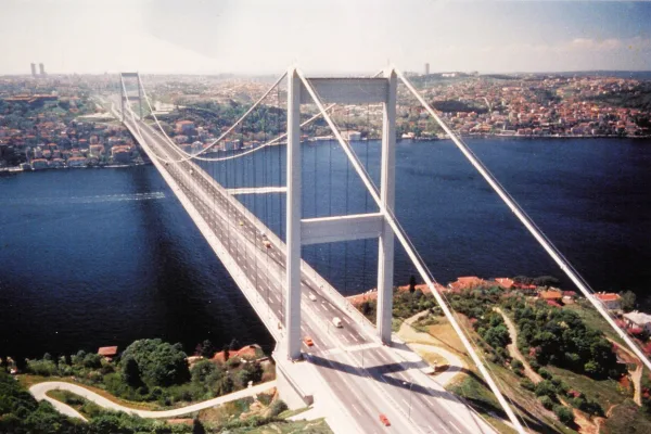 The Bridge over the Strait of Messina and the 5% NATO: A Strategic Axis with Sigonella and the Aosta Brigade