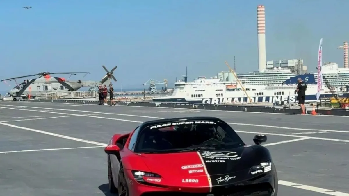 Ferrari SF90 - speed record aboard Nave Trieste - brigatafolgore.net
