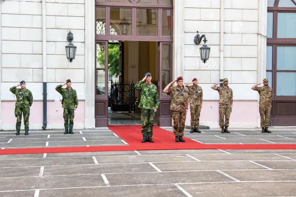 Cooperazione bilaterale e NATO: l’Esercito italiano accoglie il Capo di Stato Maggiore svedese