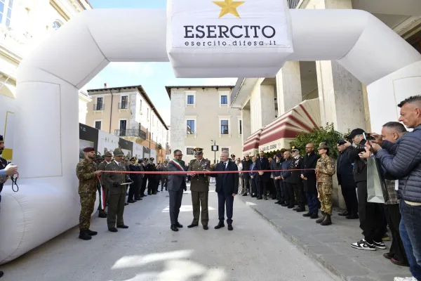 Esercito Italiano: a L’Aquila il Villaggio che celebra 165 anni di storia, innovazione e vicinanza al Paese