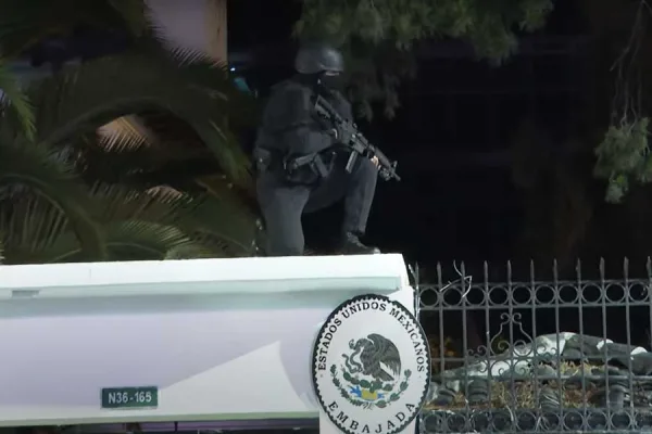 Ecuadorian Special Forces Storm Mexican Embassy and Arrest Former Vice President Jorge Glas Convicted of Corruption