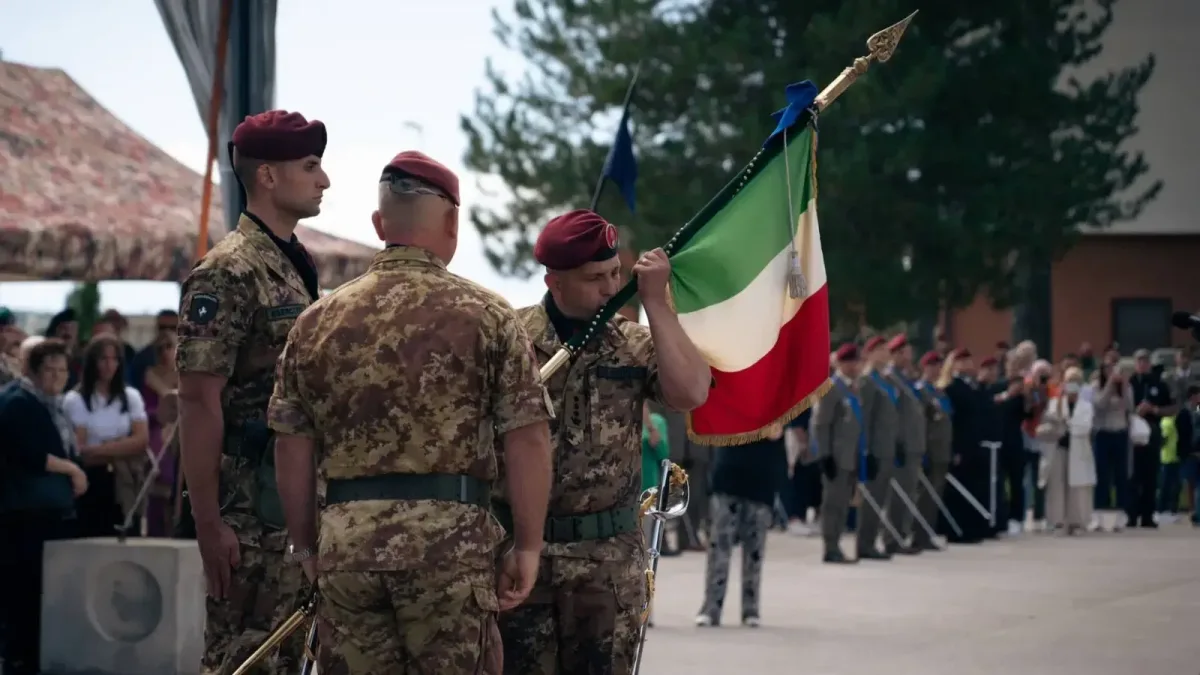 Cambio ai vertici del Savoia Cavalleria, il Col. Giandomenico Di Spirito è il nuovo comandante - brigatafolgore.net