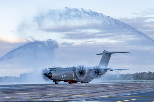 Strategic Airlift: Italy Must Strengthen Its Personnel