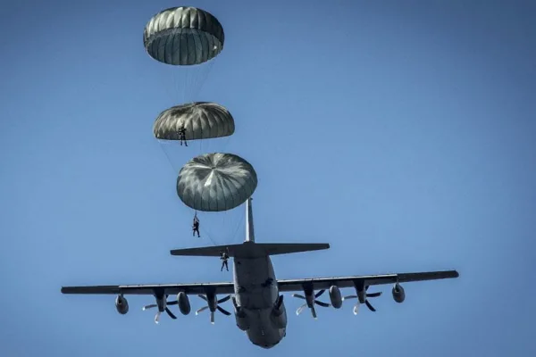 New procedure to request a duplicate of the military parachutist license and personal jump logbook