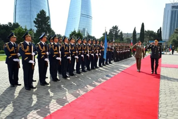 Visita del Generale Portolano a Baku: Italia e Azerbaijan rafforzano l’intesa strategica tra difesa, tecnologia e sicurezza