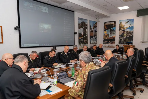 Gli auguri del Capo di SME Gen. C.A. Paracadutista Carmine Masiello al personale dell’Esercito