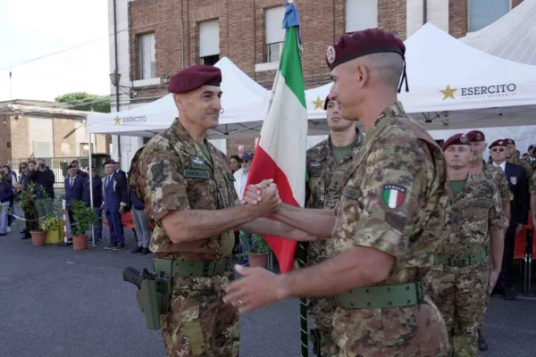 Change of Command at the 186th Folgore: Colonel Salvatore Falcone Assumes Command