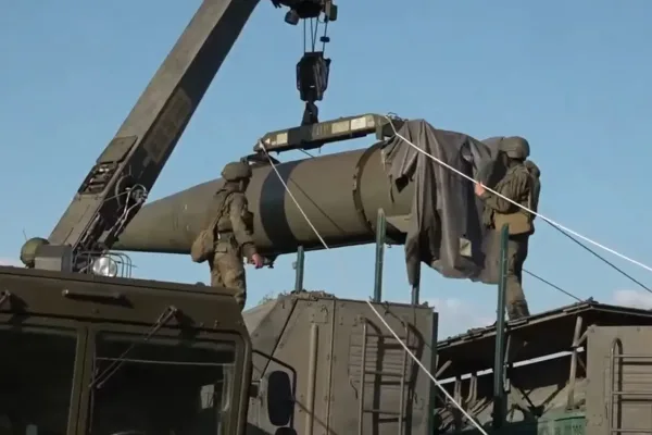 Tensioni globali: Russia e Bielorussia avviano maxi-Esercitazioni Nucleari sfidando la NATO