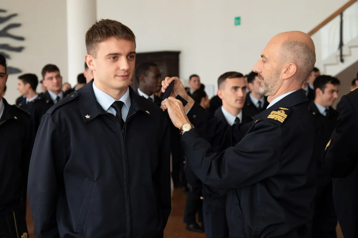 Air Force Academy: Drago VI Receives Second Lieutenant Ranks - brigatafolgore.net