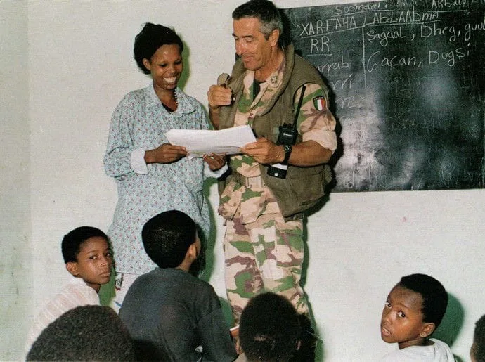 L'operazione IBIS in Somalia - brigatafolgore.net