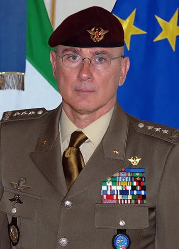 Aquila 1: i leggendari Comandanti della Folgore - brigatafolgore.net