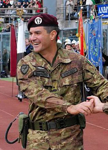 Aquila 1: i leggendari Comandanti della Folgore - brigatafolgore.net