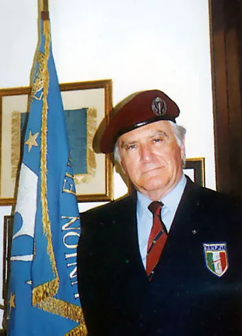 Aquila 1: i leggendari Comandanti della Folgore - brigatafolgore.net