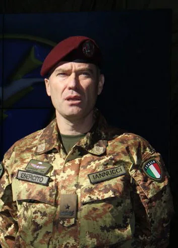Aquila 1: i leggendari Comandanti della Folgore - brigatafolgore.net