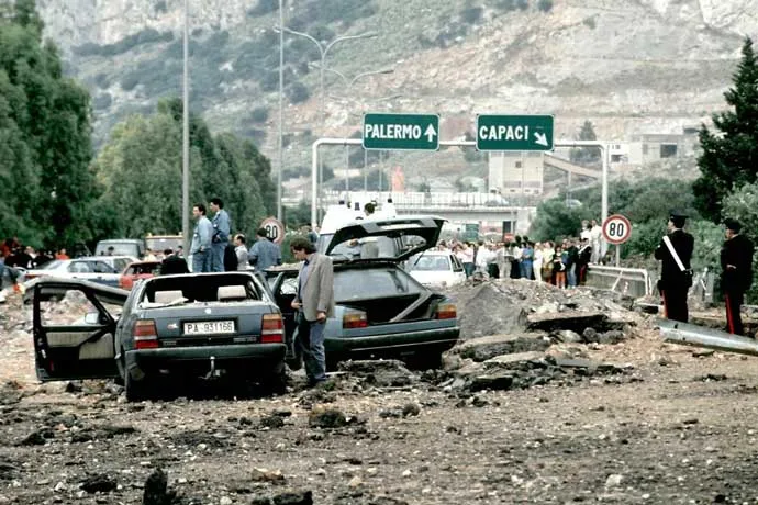 Vespri Siciliani, Sicilia 1992 - brigatafolgore.net