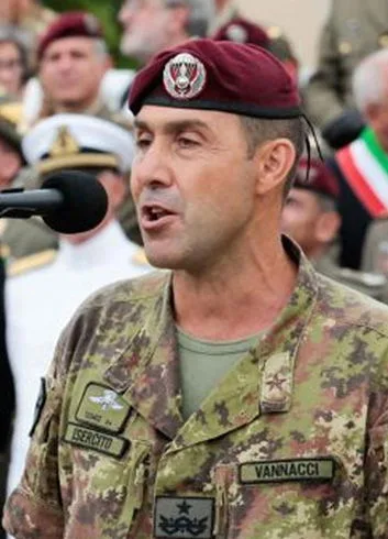 Aquila 1: i leggendari Comandanti della Folgore - brigatafolgore.net