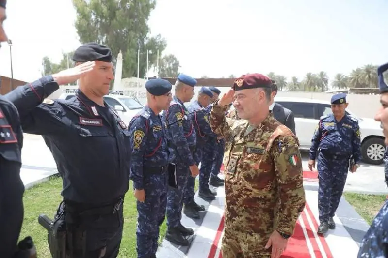 Il Generale Iannucci tra Kuwait, Iraq e Kurdistan - brigatafolgore.net
