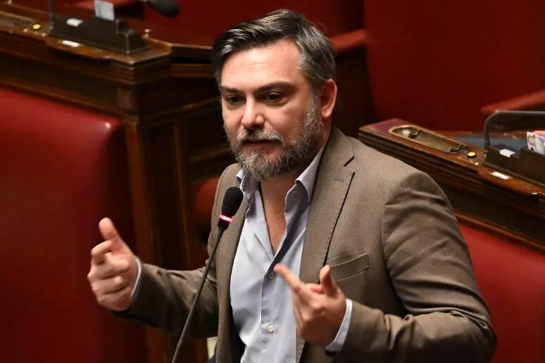 Question Time per il Ministro della Difesa - brigatafolgore.net