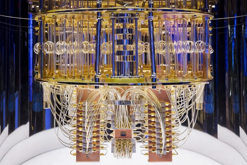 Quantum Computing: il Nuovo Dominio Strategico Militare - brigatafolgore.net Quantum Computing: il Nuovo Dominio Strategico Militare - brigatafolgore.net