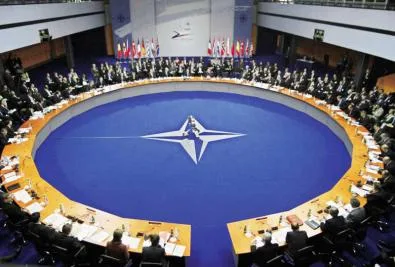 Ucraina e Articolo 5, il generale Bertolini: «Non vuol dire entrare in guerra»