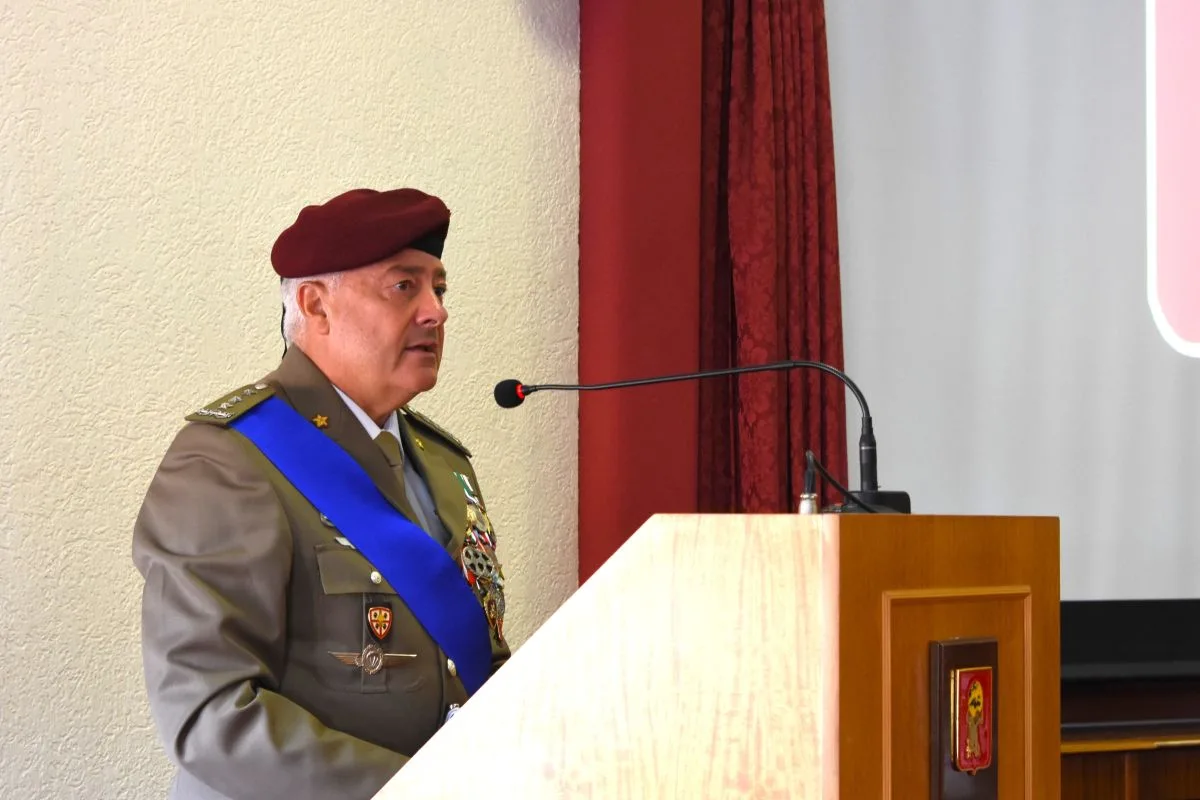 Nuova guida per il COMFOTER SPT: il Generale di Corpo d’Armata Giovanni Gagliano subentra al Generale di Corpo d’Armata Massimo Scala Nuova guida per il COMFOTER SPT: il Generale di Corpo d’Armata Giovanni Gagliano subentra al Generale di Corpo d’Armata Massimo Scala