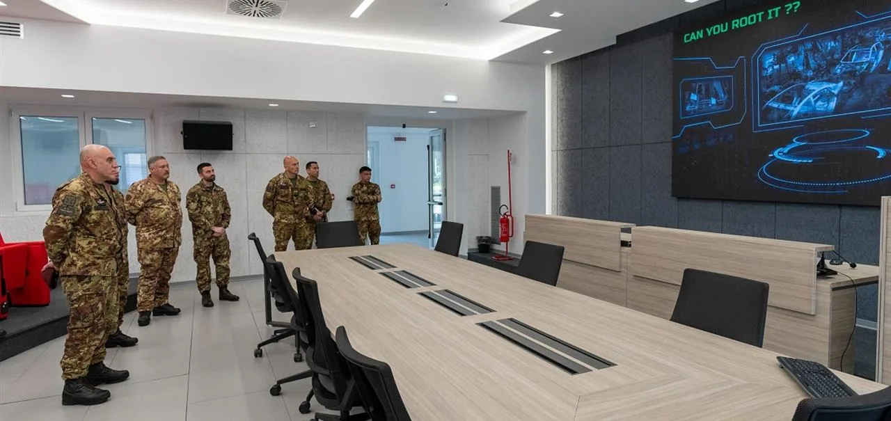 L’Italia prepara l’Esercito Cyber: 1.500 unità per la difesa digitale nazionale