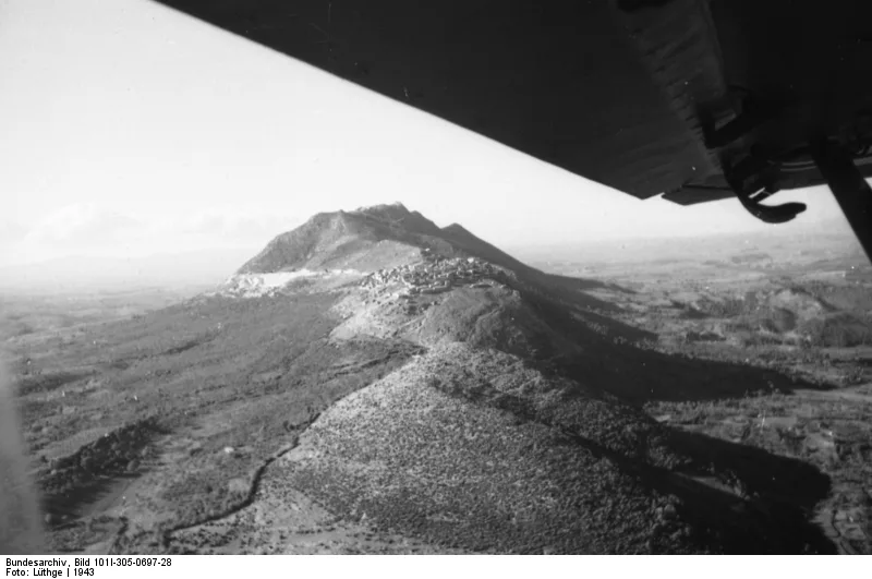 Fortezze di Roccia: Il Monte Soratte è ancora un rifugio valido nell'era dei Droni e dell'Ipersonico?