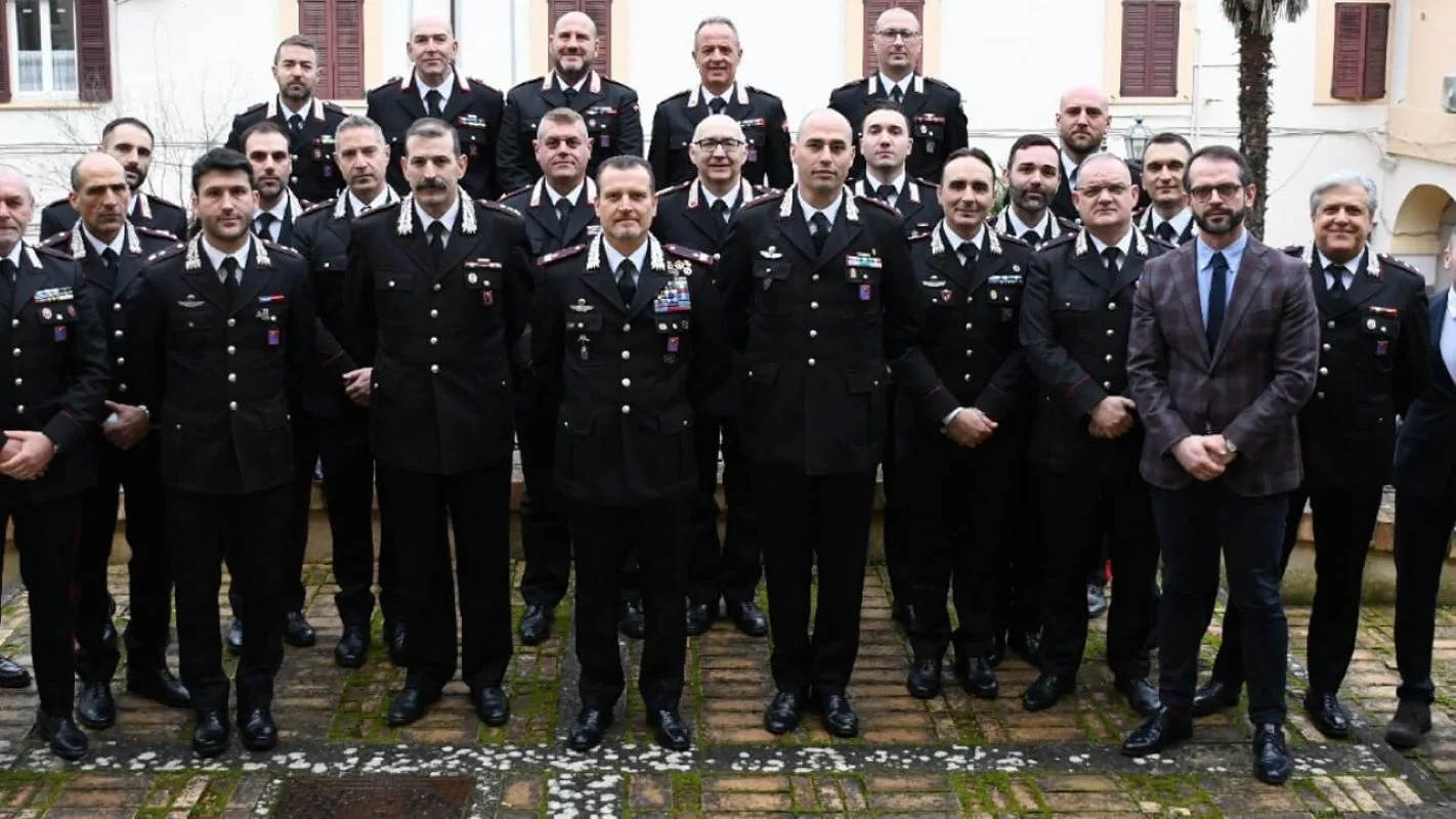 Il Generale di Brigata, carabiniere paracadutista, Gianluca Feroce in visita al Comando provinciale dei Carabinieri di Chieti Il Generale di Brigata, carabiniere paracadutista, Gianluca Feroce in visita al Comando provinciale dei Carabinieri di Chieti