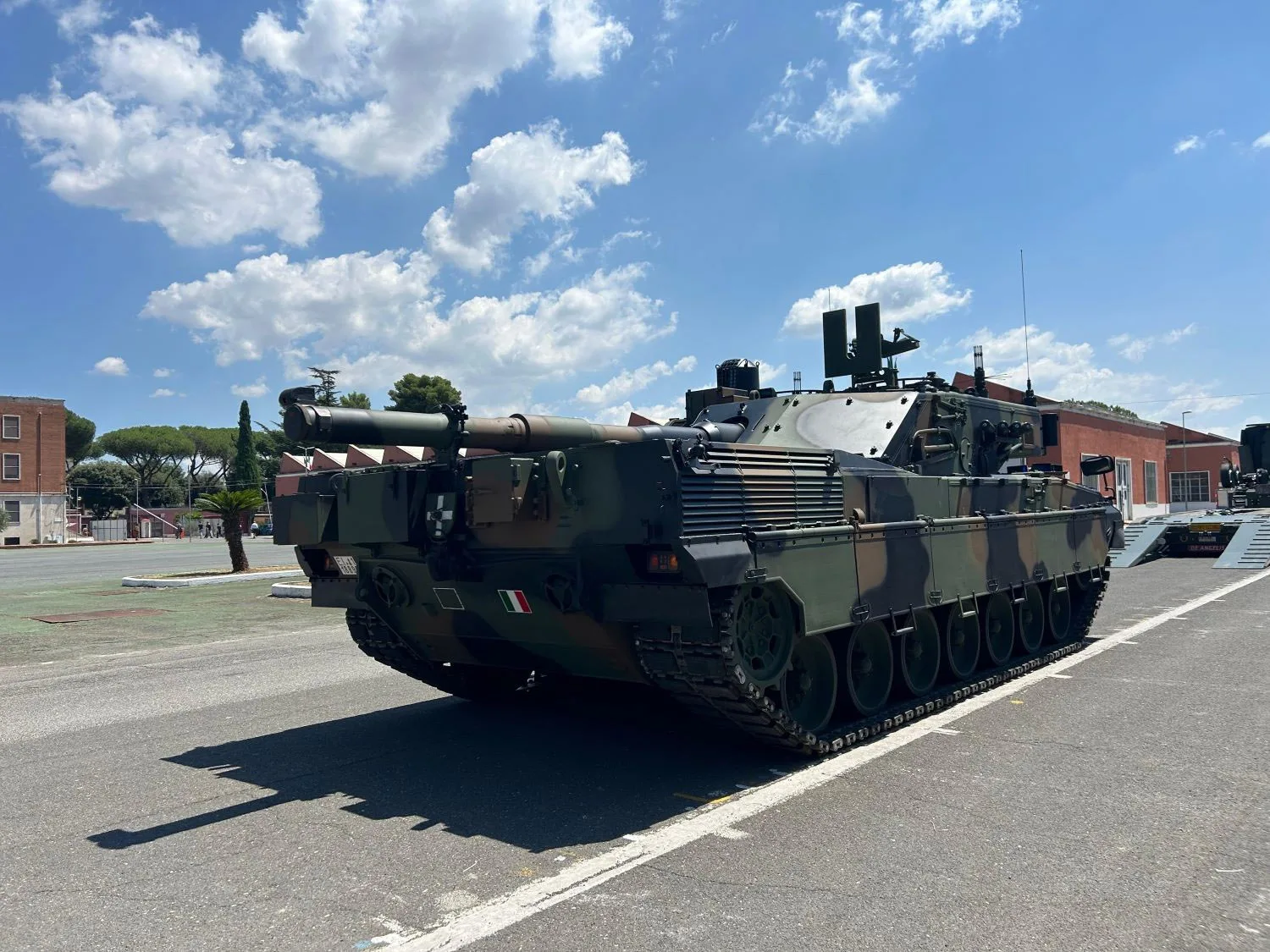 Le Protezioni Attive del Iron Fist sul Carro Svedese CV90: perché riguarda anche Ariete, Dardo e i futuri Mezzi Corazzati