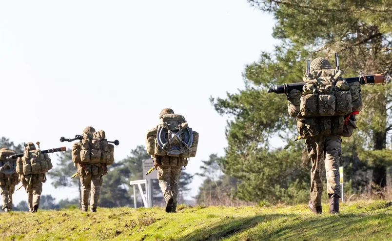 Orgoglio paracadutista: l’Airborne Family che si riconosce nella fatica e nel sacrificio Orgoglio paracadutista: l’Airborne Family che si riconosce nella fatica e nel sacrificio