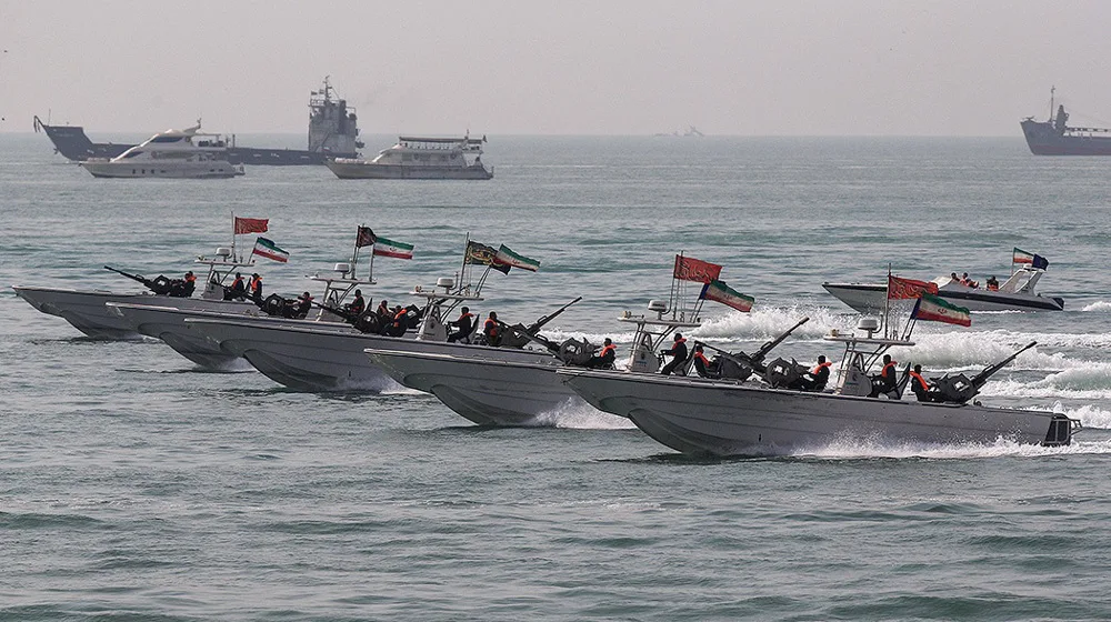 Iran, niente accordo di pace: come i Pasdaran bloccheranno Hormuz