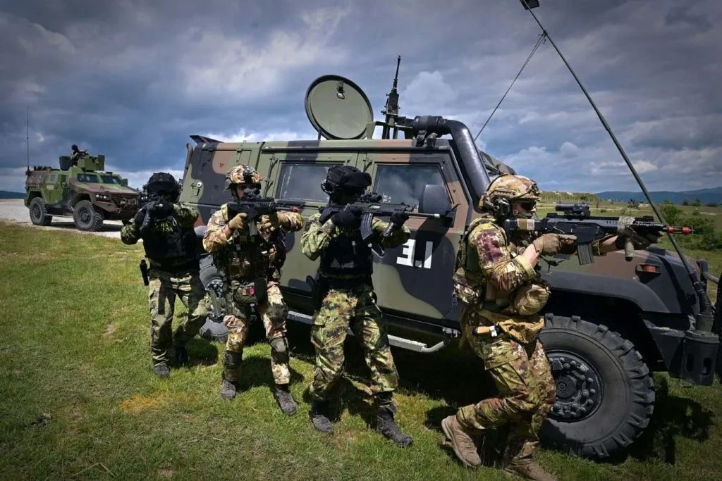 Difesa: il Generale Iannucci in Serbia per la storica esercitazione NATO-Serbia 2026 - brigatafolgore.net