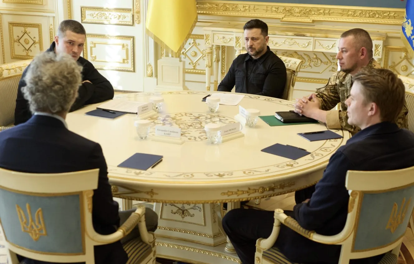 From Ukraine to Italy: The Data Revolution That Is Rewriting Defense Rules Italy and the data challenge: beyond the horizon of Palantir, towards technological sovereignty