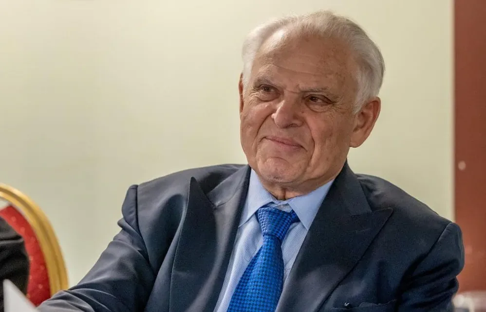 Luttwak: rearmament is not enough, European Armies have become useless. Luttwak: rearmament is not enough, European Armies have become useless.